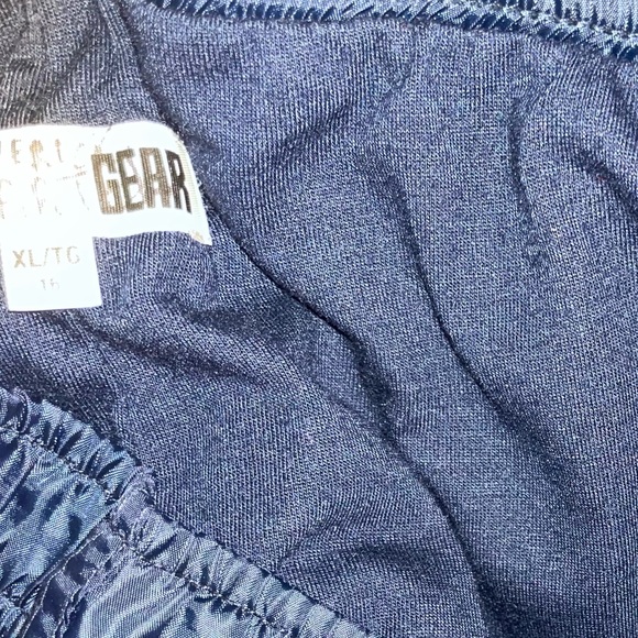 Streewear lined waterproof pants. XL kids navy blue worn once only - Picture 3 of 5